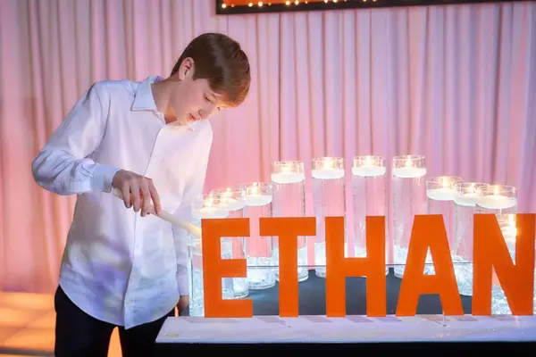 LED Candle Lighting Display