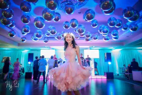 Gold Metallic Ceiling Balloons