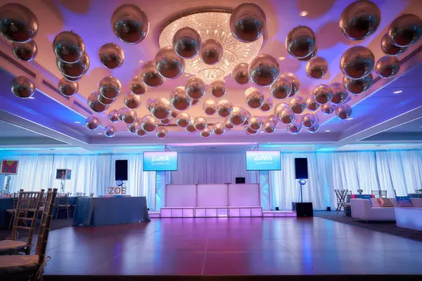 Gold Metallic Ceiling Balloons