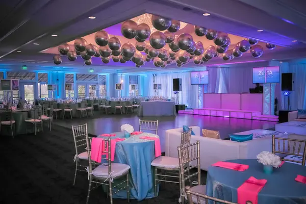 Art Themed Bat Mitzvah Room