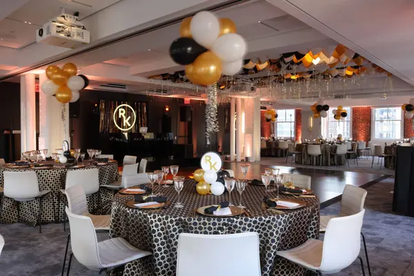 Gold, Black and White Room