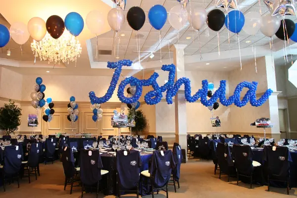 Royal Blue Name in Balloons