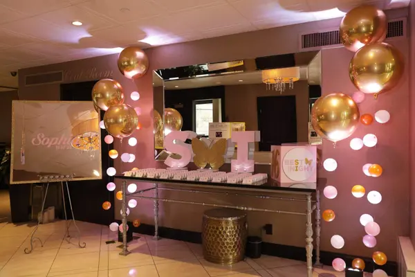 Sweet Sixteen Entrance Display