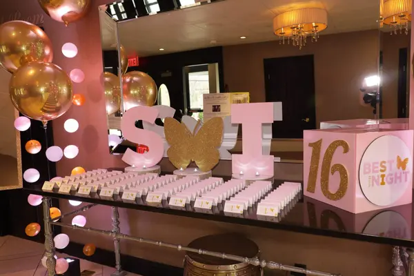 Sweet Sixteen Entrance Display