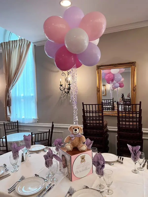 Bear Themed Cube Centerpiece
