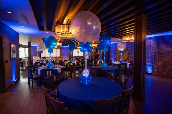 Balloon Centerpieces