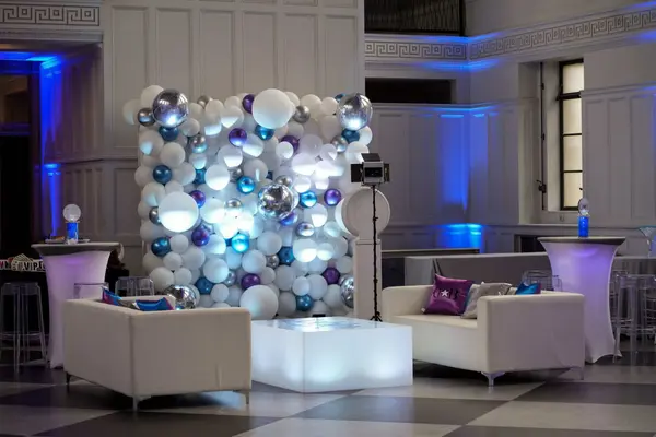 Bat Mitzvah Balloon Wall