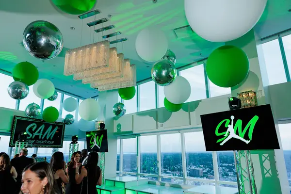 Ceiling Balloons