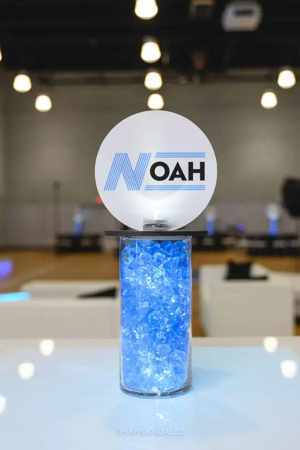 Logo Lounge Centerpiece