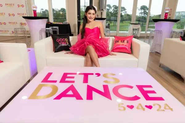 Bat Mitzvah Lounge