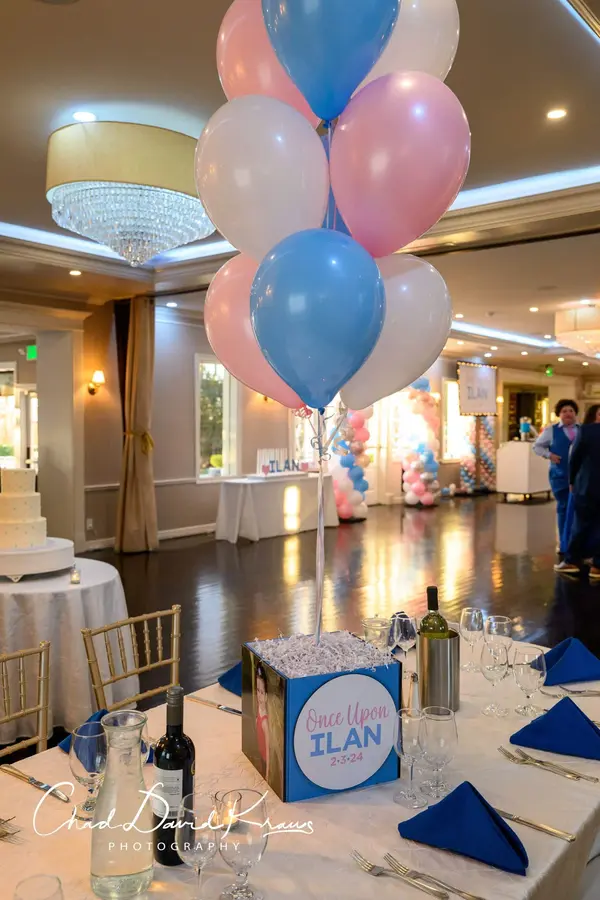 Pink and Blue Balloon Centerpiece
