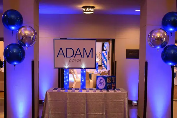 Entrance Decor