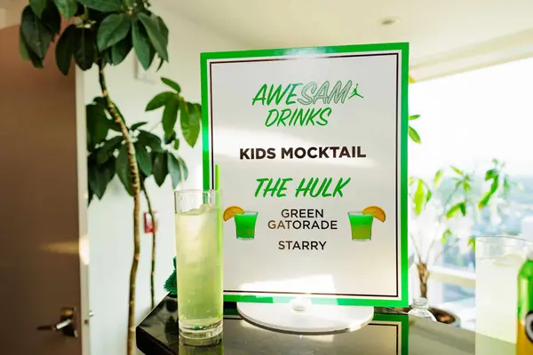Green Signature Drink Sign