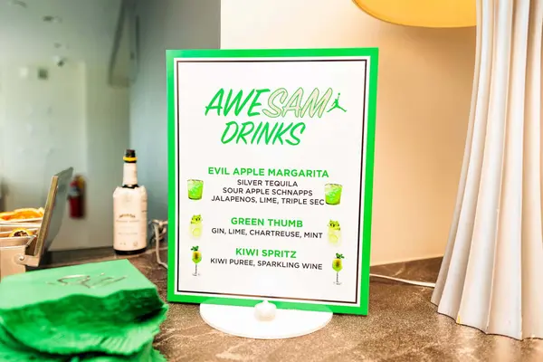 Green Drink Sign