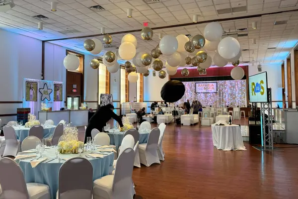 Ceiling Balloons