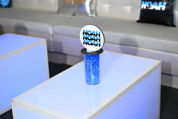 Lounge Centerpiece