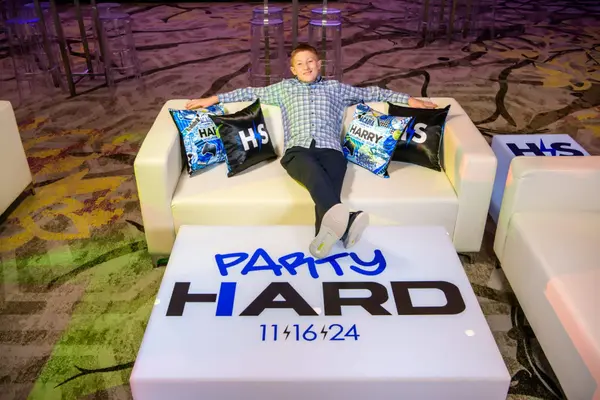 Bar Mitzvah Lounge Table