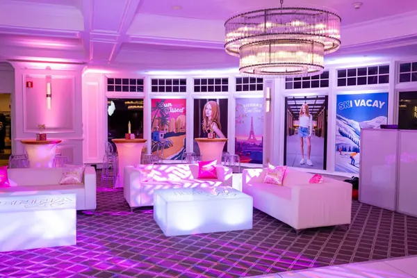 Travel Themed LED Lounge