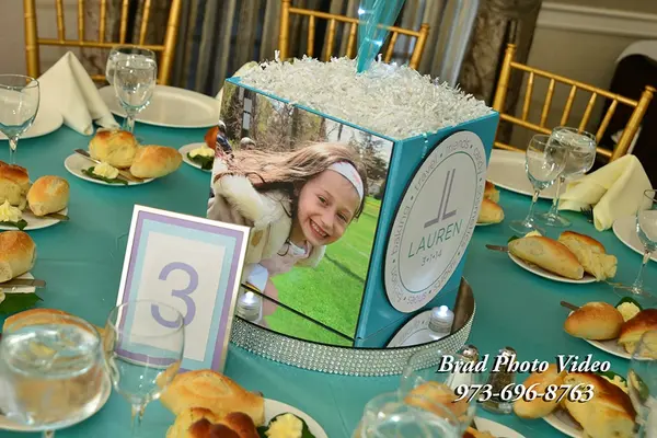 Photo Cube with Custom Logo