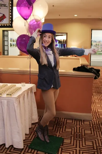 Wonka Life-Size Photo Cutout