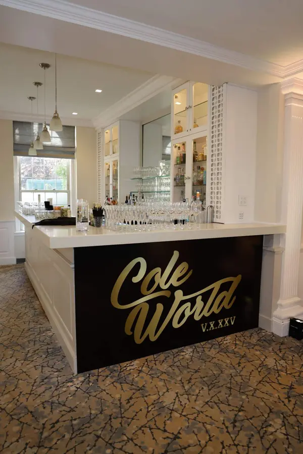 Custom Bar Branding with Logo