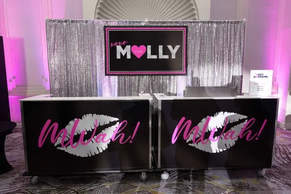 Custom Bar Branding with Logo