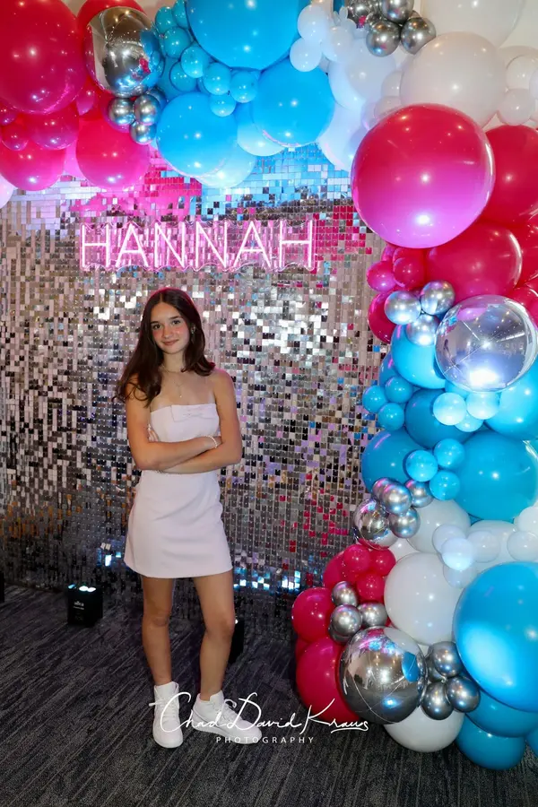 Photo Booth Balloon Garland