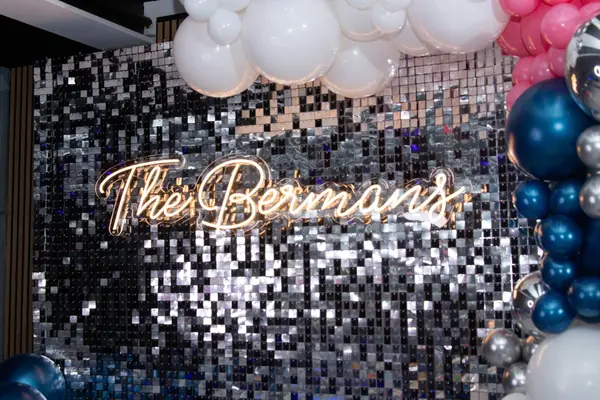 Photo Booth Garland