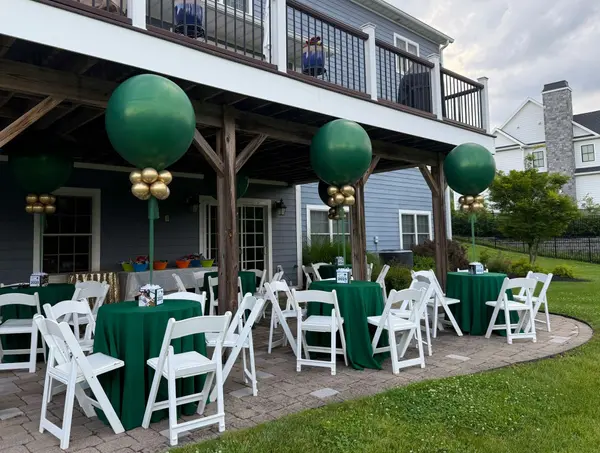 Photo Cube Balloon Centerpieces