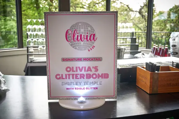 Signature Mocktail Sign