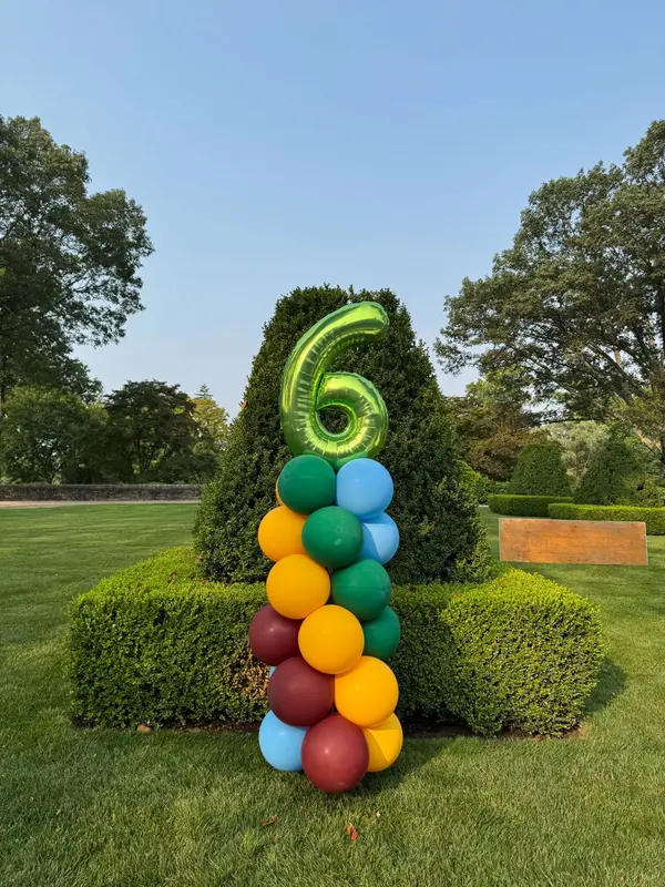 Number Balloon Column