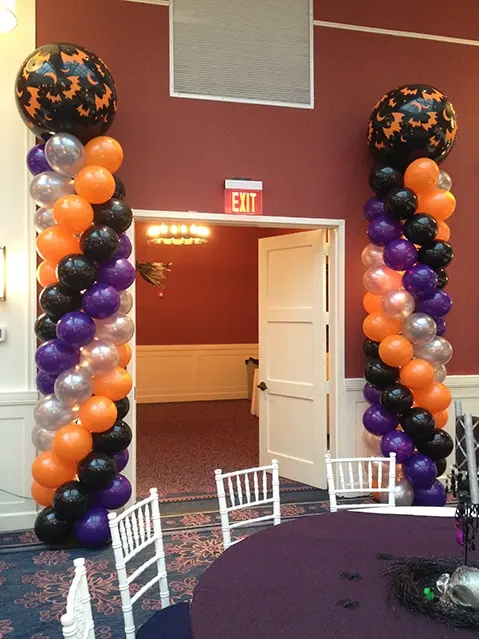 Halloween Balloon Columns