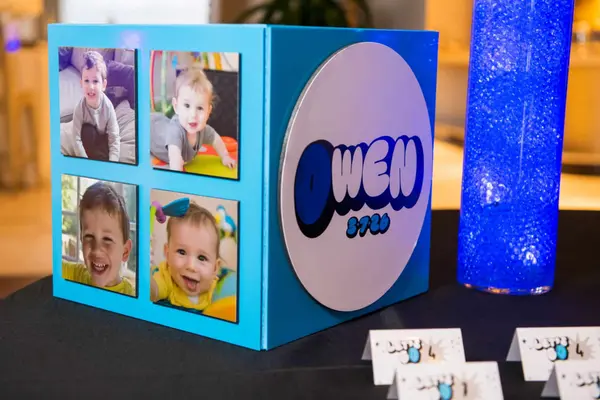 Logo Gift Box