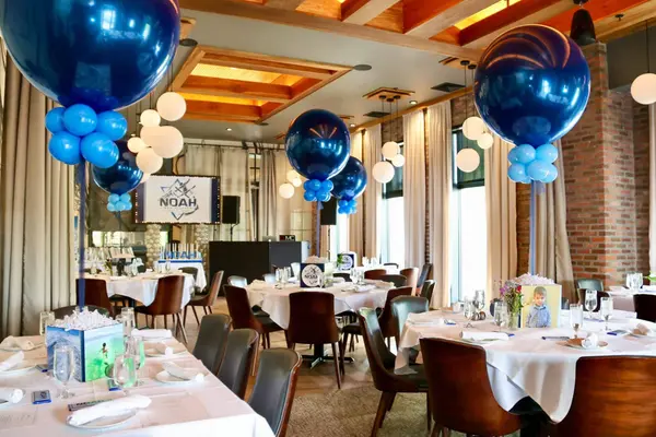 Ski Balloon Centerpiece