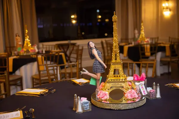 Eiffel Tower Centerpiece