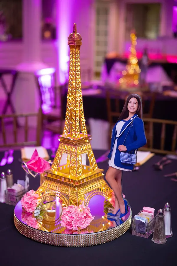 Eiffel Tower Centerpiece