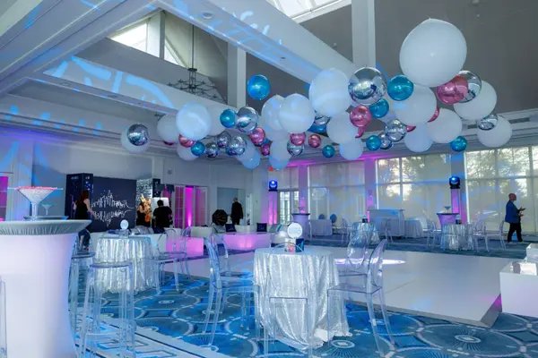 Metallic & White Latex Balloon Ceiling