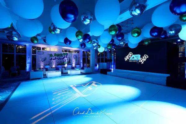 Metallic & White Latex Balloon Ceiling