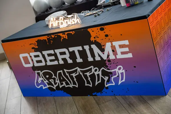 Ombre Table Wrap