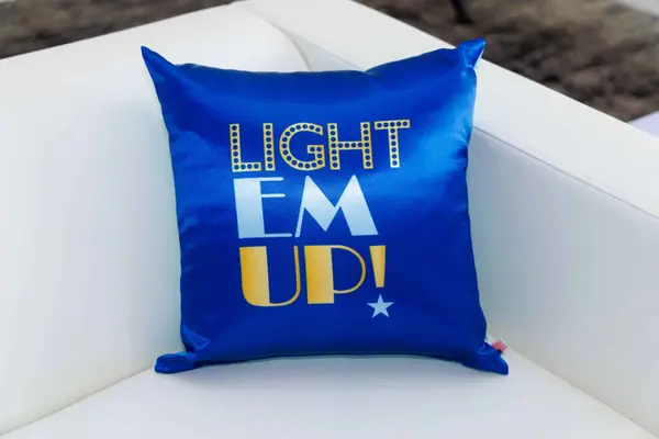 Broadway Pillow
