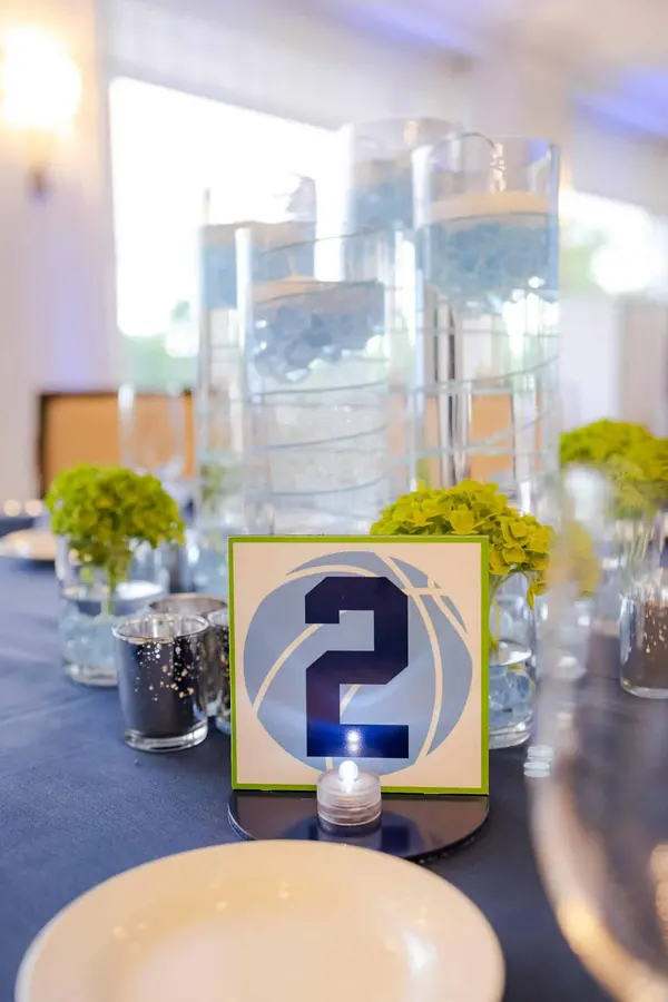 Basketball Table Sign