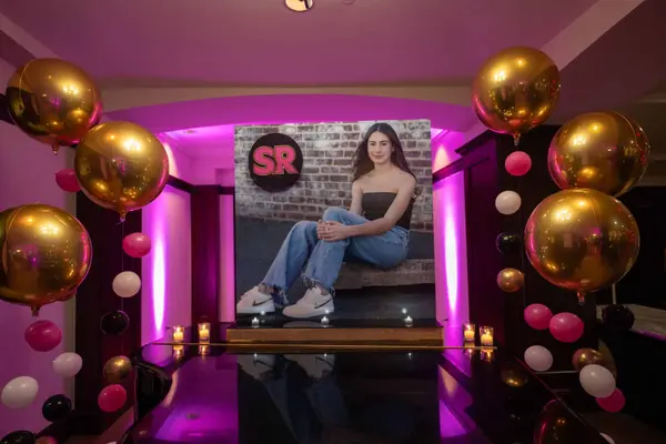 Photo Entrance Display