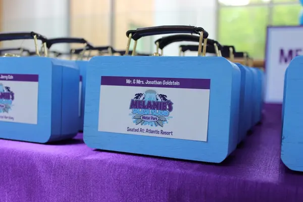 Suitcase Place Cards