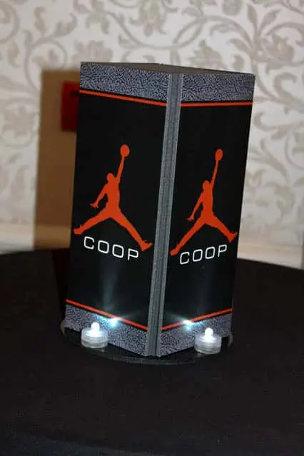 Logo Centerpiece