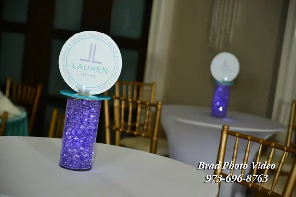 Logo Centerpiece