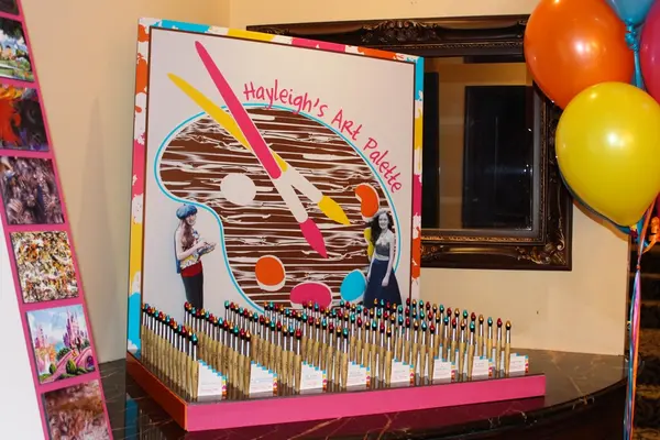Art Themed Seating Card Display