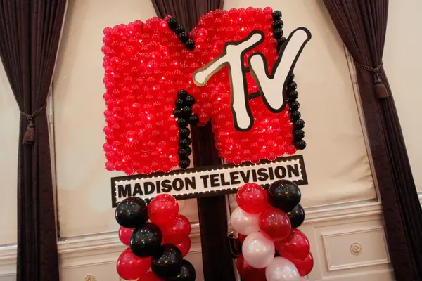 MTV Balloon Sculpture