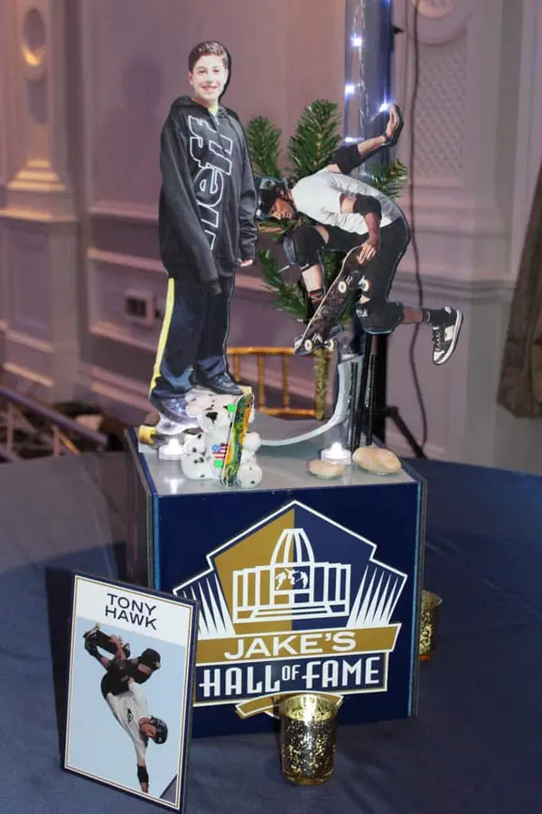 Skateboarding Themed Cube Centerpiece