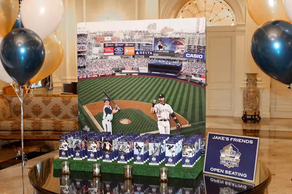 Yankees Seating Card Display