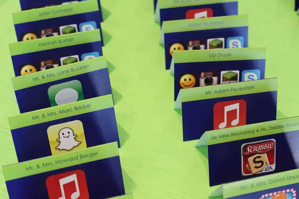 App Themed Place Cards